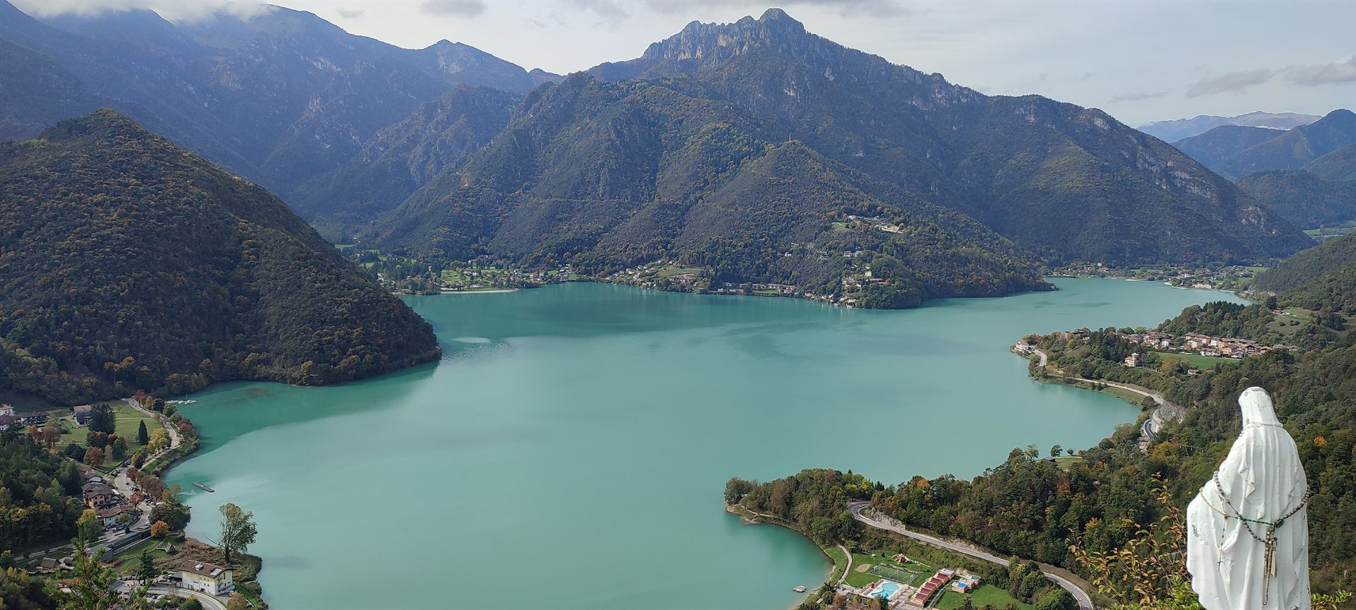 Il Lago di Ledro visto dal belvedere sopra Molina
