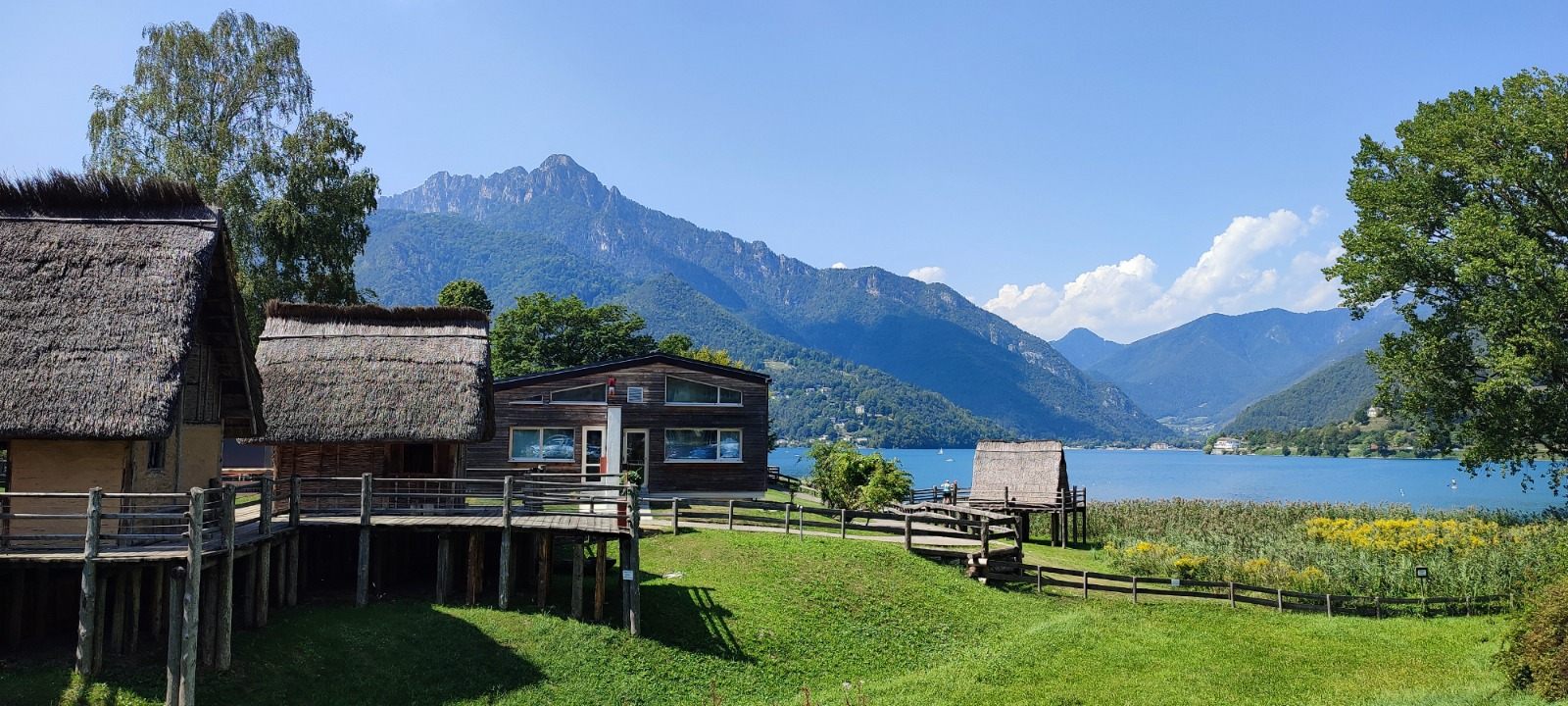 Il Lago di Ledro tra le montagne del Trentino